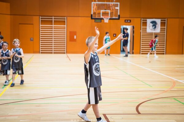 Basketball-127