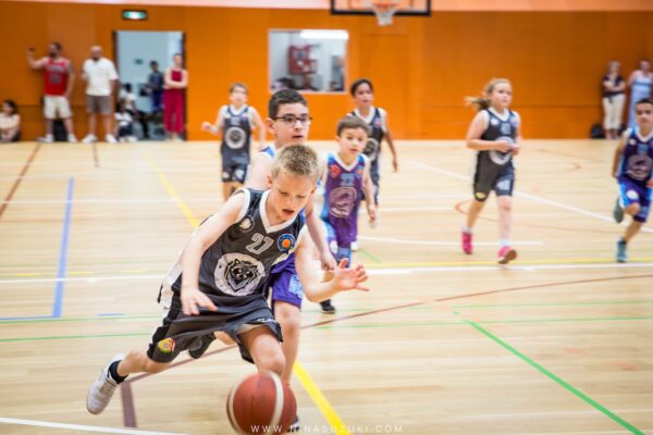 Basketball-129