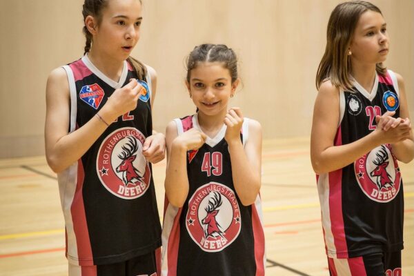 Basketball-138