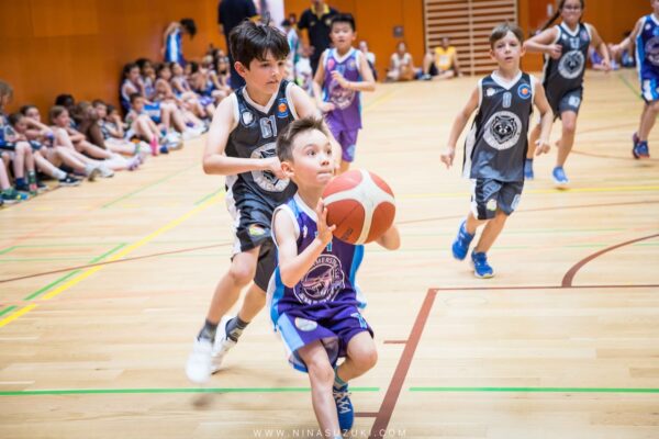 Basketball-146