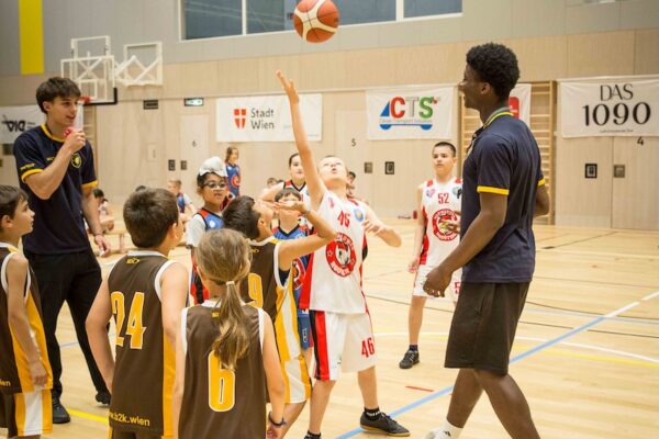 Basketball-152