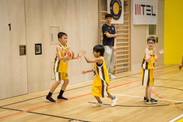 Basketball-154