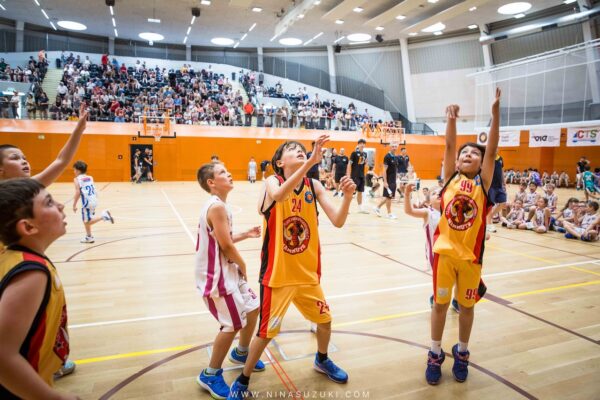Basketball-157