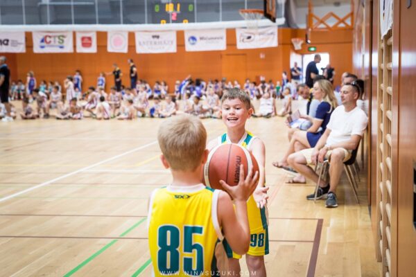 Basketball-161