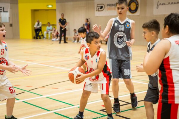 Basketball-187