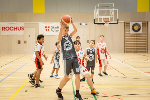 Basketball-189