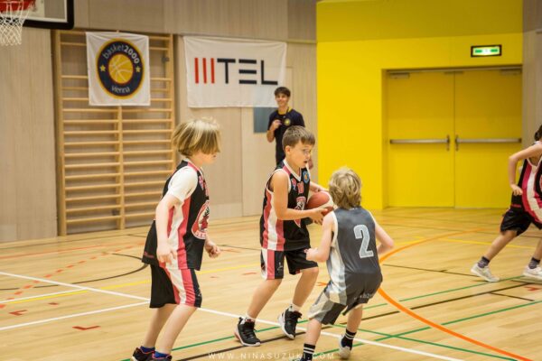 Basketball-21