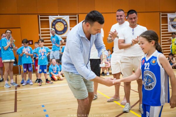 Basketball-215