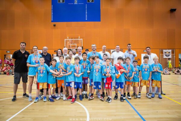 Basketball-240