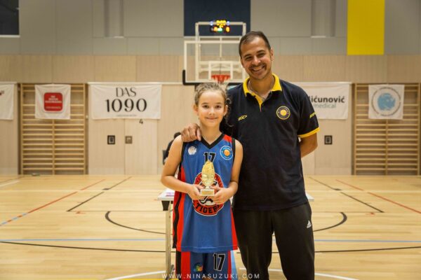 Basketball-261