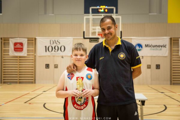 Basketball-262