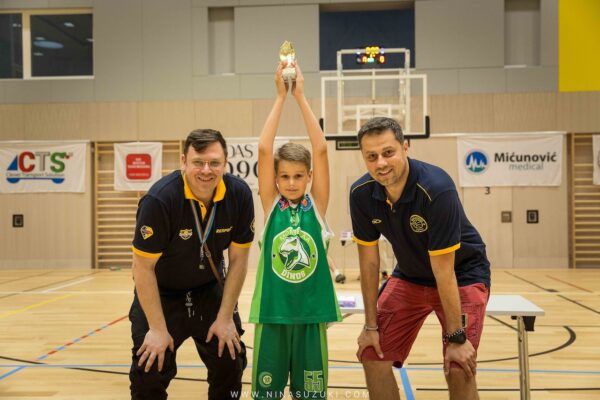 Basketball-263