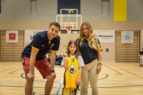 Basketball-267