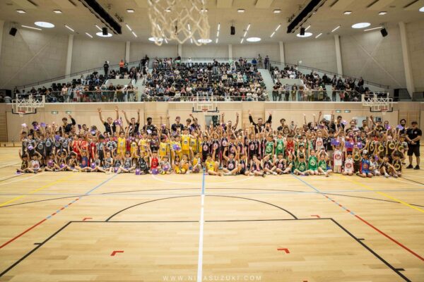 Basketball-274