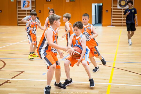 Basketball-46