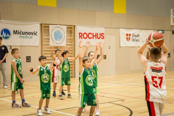 Basketball-52